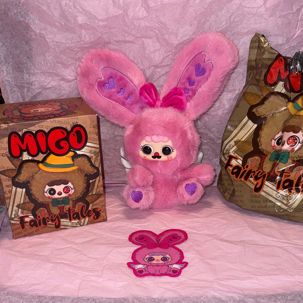 Migo Fairy Tale Plush Pendant SECRET! Paula Is A Rabbit - Picture 2 of 13